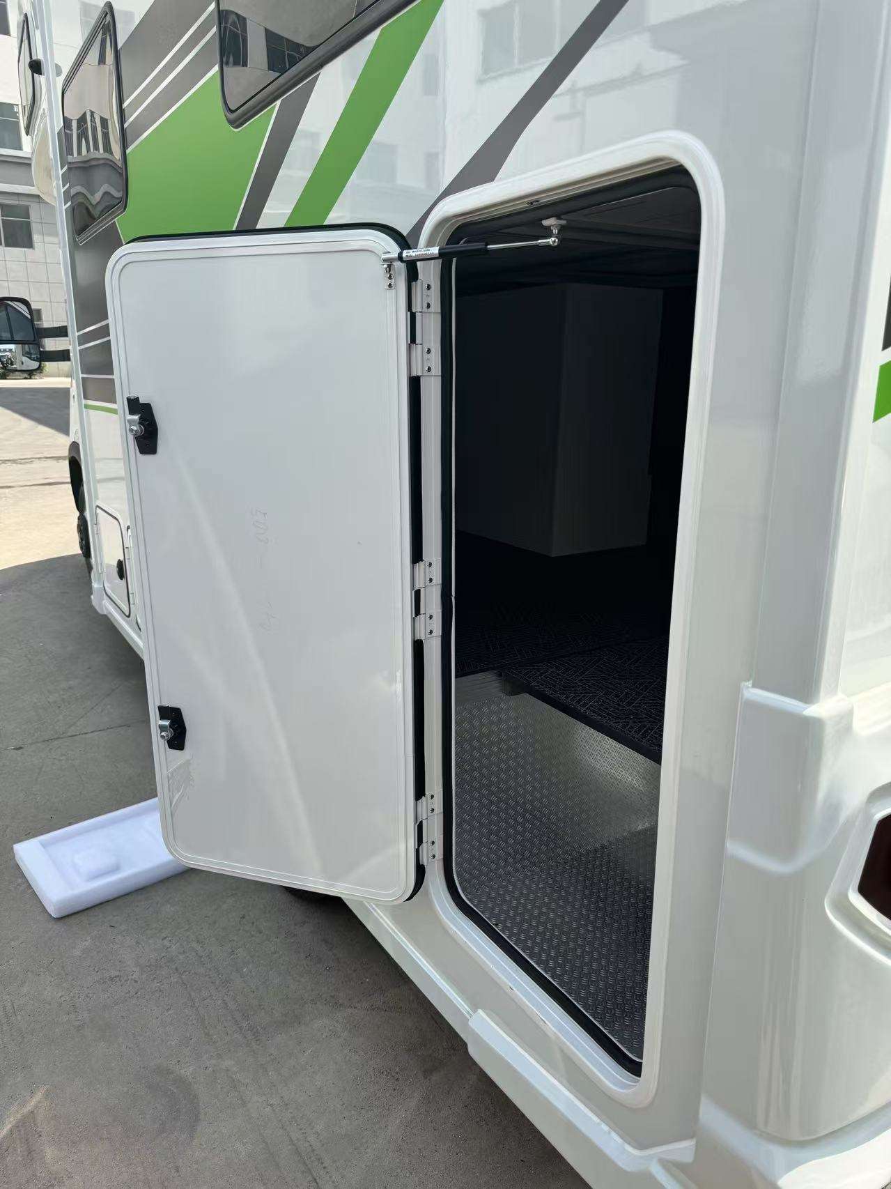 Factory Replaced Aluminum RV A - Luggage review and price